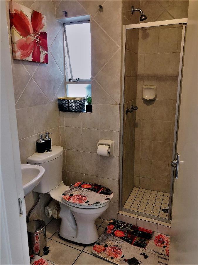 @Menlyn Place, Menlyn Maine, Pretoria - Accommodation Eksteriør bilde